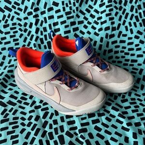 Nike Kids 3y Velcro Sneakers